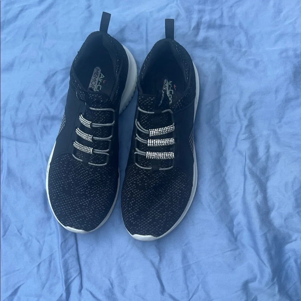 Stylish Black Sneakers for Men